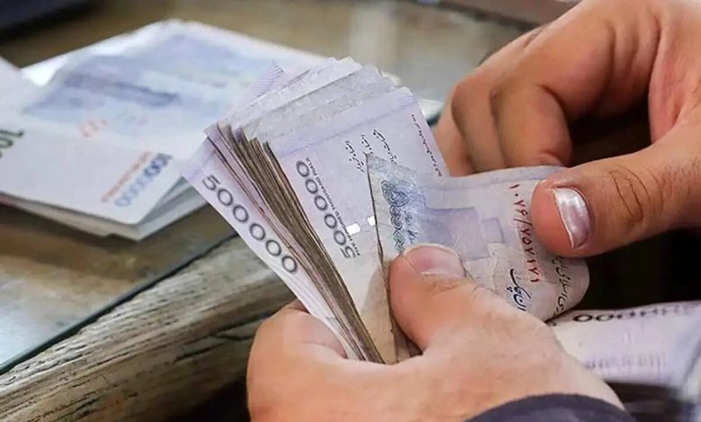 چرا افزایش ۲۰ درصدی حقوق کارمندان اتفاق نیفتاد؟ / اعلام جزییات