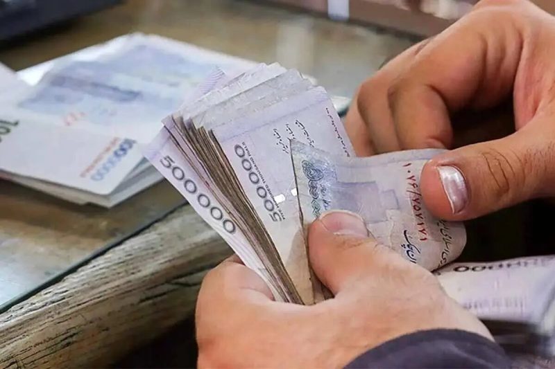 چرا افزایش ۲۰ درصدی حقوق کارمندان اتفاق نیفتاد؟ / اعلام جزییات
